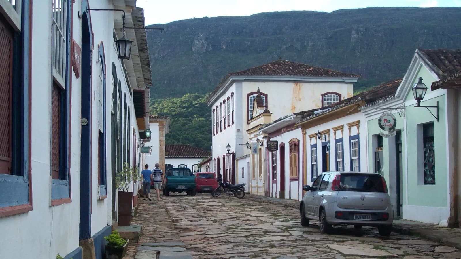 Rua Direita, no centro histórico colonial de Tiradentes (MG), uma das sedes do festival (foto de arquivo)