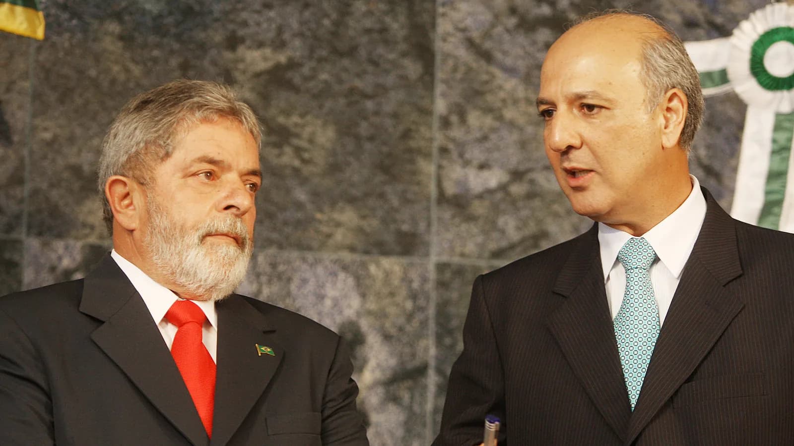 José Roberto Arruda ao lado do então presidente Lula, em foto de arquivo de 2008