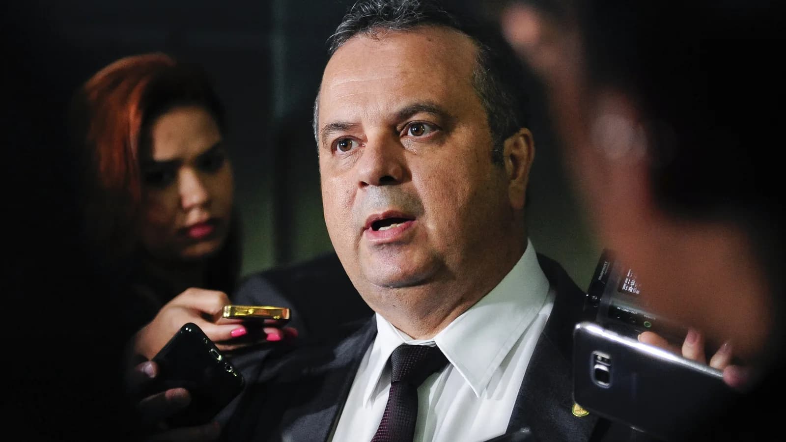 Senador Rogério Marinho fala a jornalistas