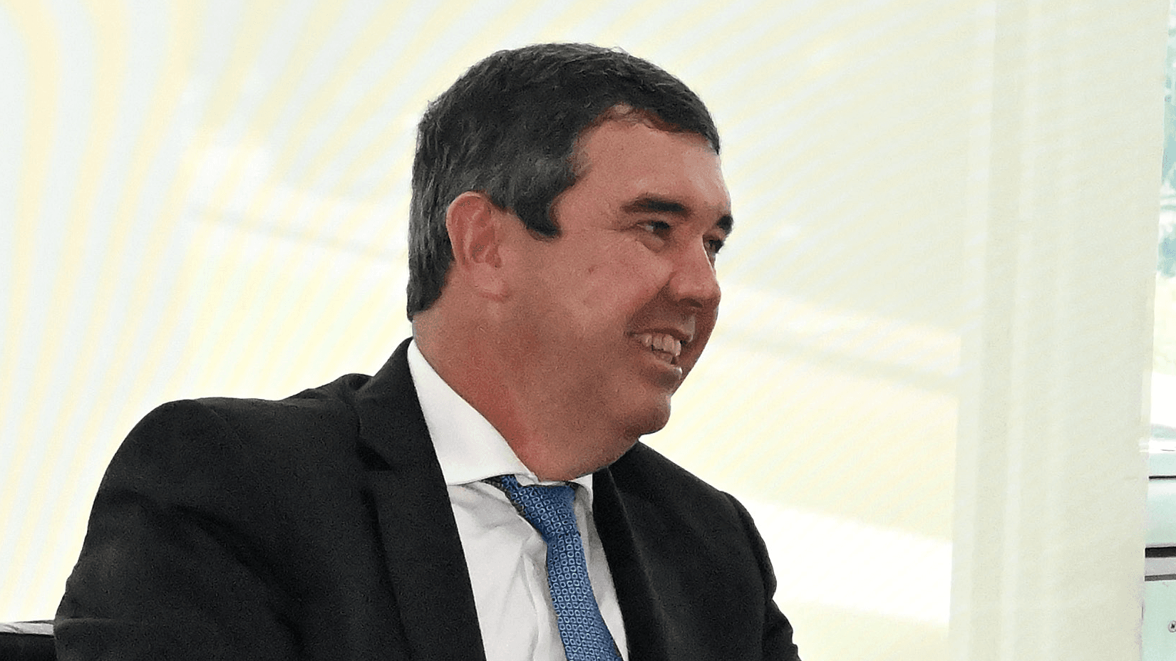Governador de Mato Grosso do Sul, Eduardo Riedel, em reunião de trabalho (foto de arquivo)